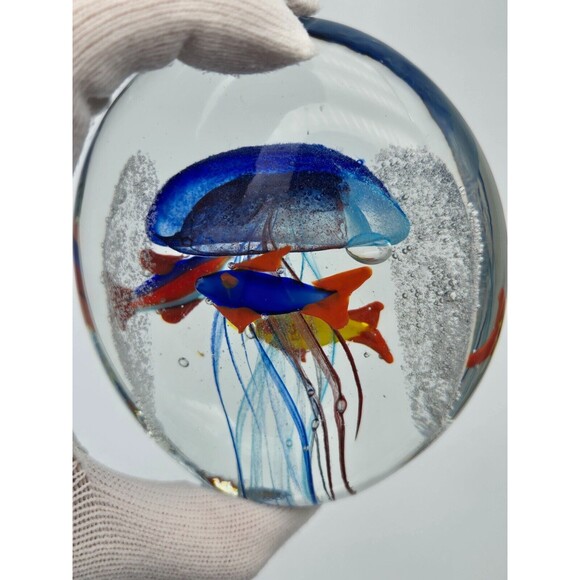 Art Glass Jellyfish Aquarium Paperweight Tropical Glow In Dark UV Light 3.5" - Picture 6 of 12